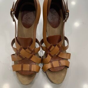 Cole Haan Nike AirLeather Strappy heel Sandals